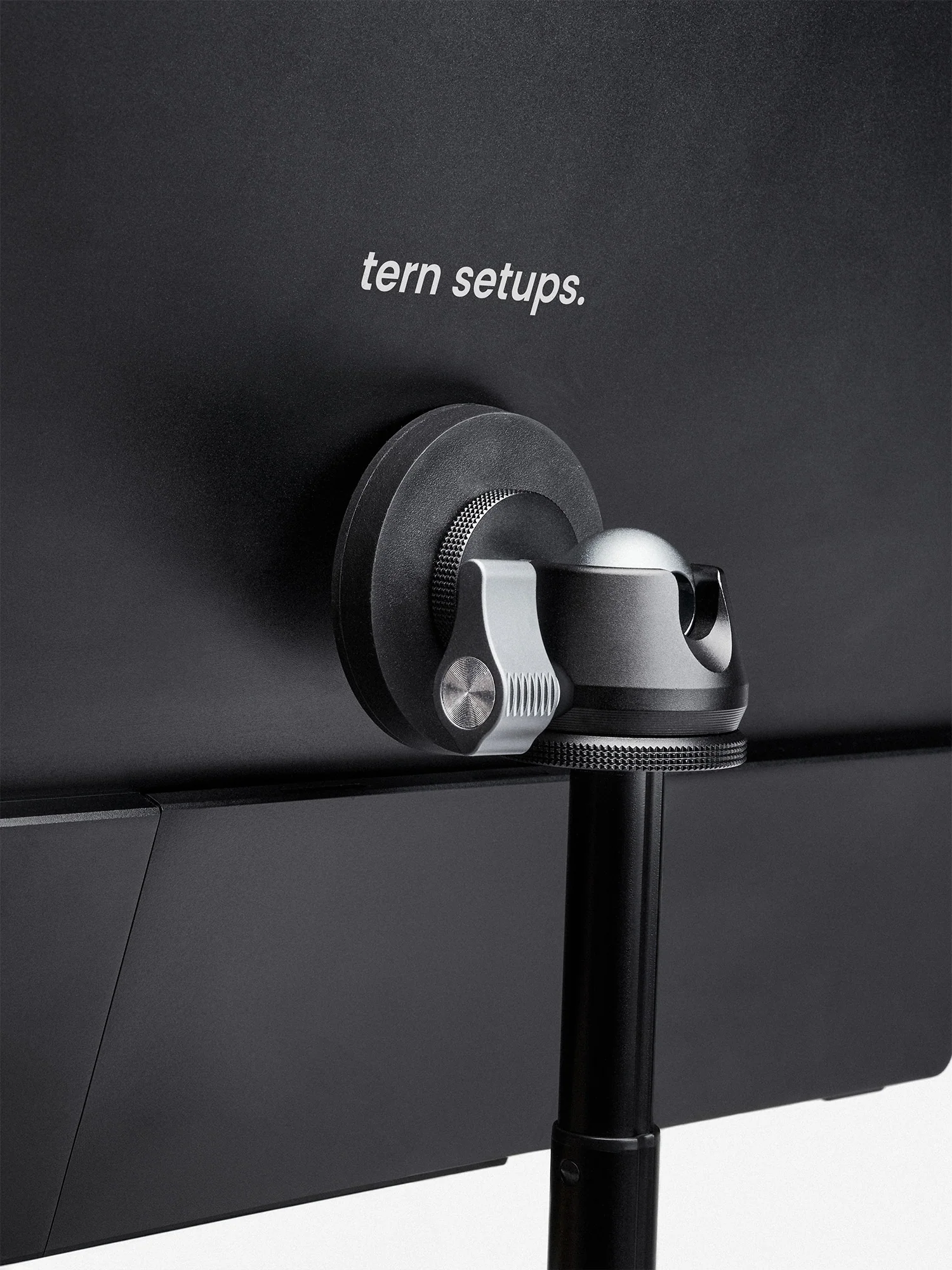 16” Portable Monitor + Stand - Image 10